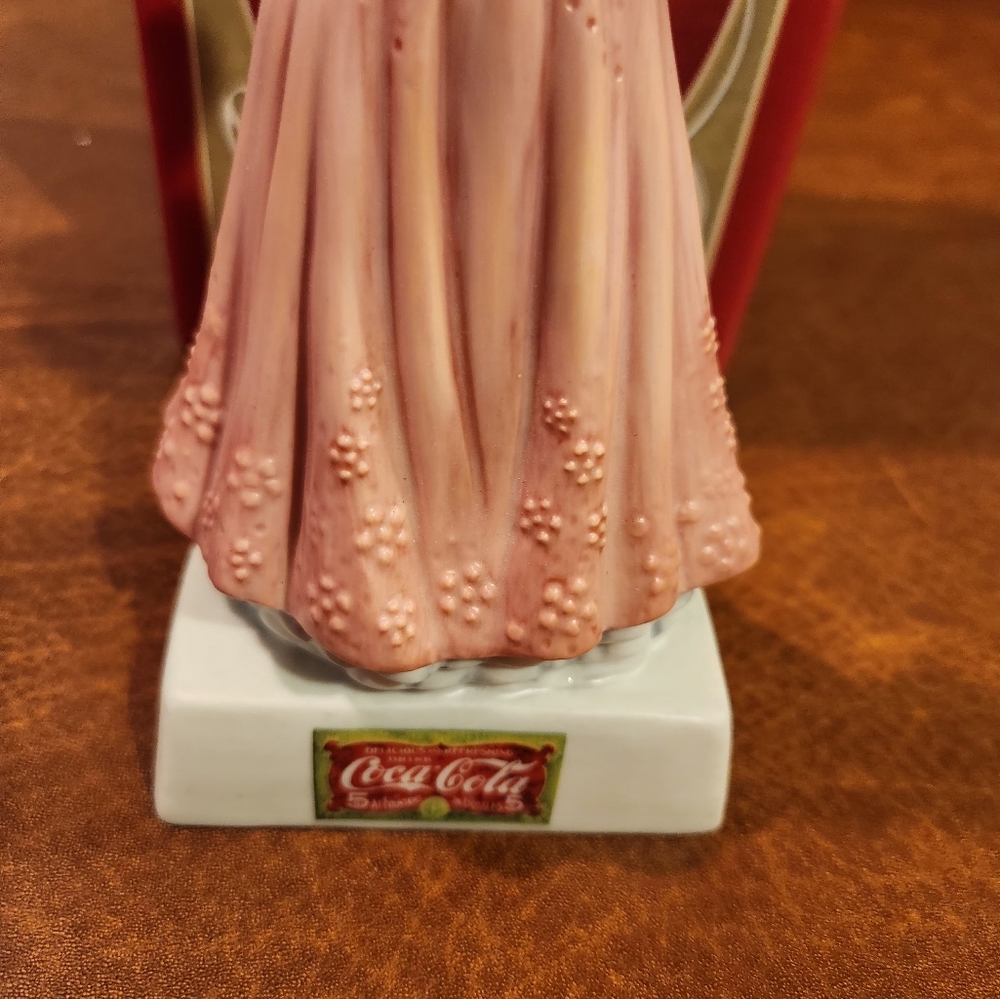 Coca Cola Lady Figurine in Pink Dress - Picture 3 of 10